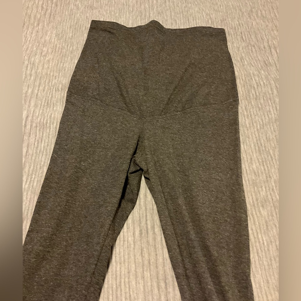 Maternity Oh Mamma Gray Leggings Size M